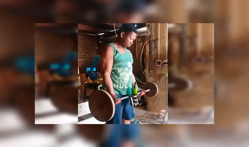 En Facebook, un hombre quería hacer ejercicios en su hogar y no tuvo mejor idea que motivarse con una botella de alcohol. En Facebook, un hombre quería hacer ejercicios en su hogar y no tuvo mejor idea que motivarse con una botella de alcohol.