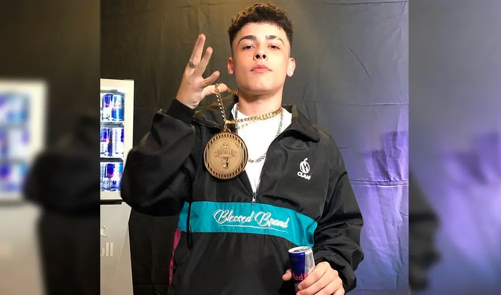 Mateo Palacios Corazzina, más conocido como Trueno, se quedó con la corona de la Red Bull Batalla de los Gallos Argentina 2019 en su debut en este magno, tras vencer en la final a Wolf. Mateo Palacios Corazzina, más conocido como Trueno, se quedó con la corona de la Red Bull Batalla de los Gallos Argentina 2019 en su debut en este magno, tras vencer en la final a Wolf.