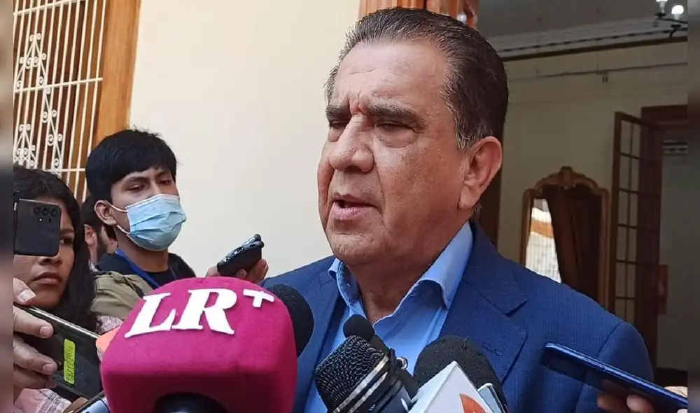 Gobernador pide a su sucesor César Acuña trabaje para controlar la inseguridad. Foto. Sergio Verde/Urpi-LR Gobernador pide a su sucesor César Acuña trabaje para controlar la inseguridad. Foto. Sergio Verde/Urpi-LR