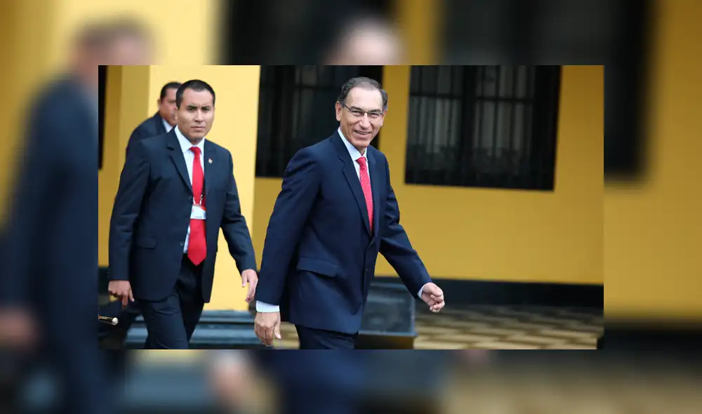 Martín Vizcarra no puede ser denunciado por infracción constitucional