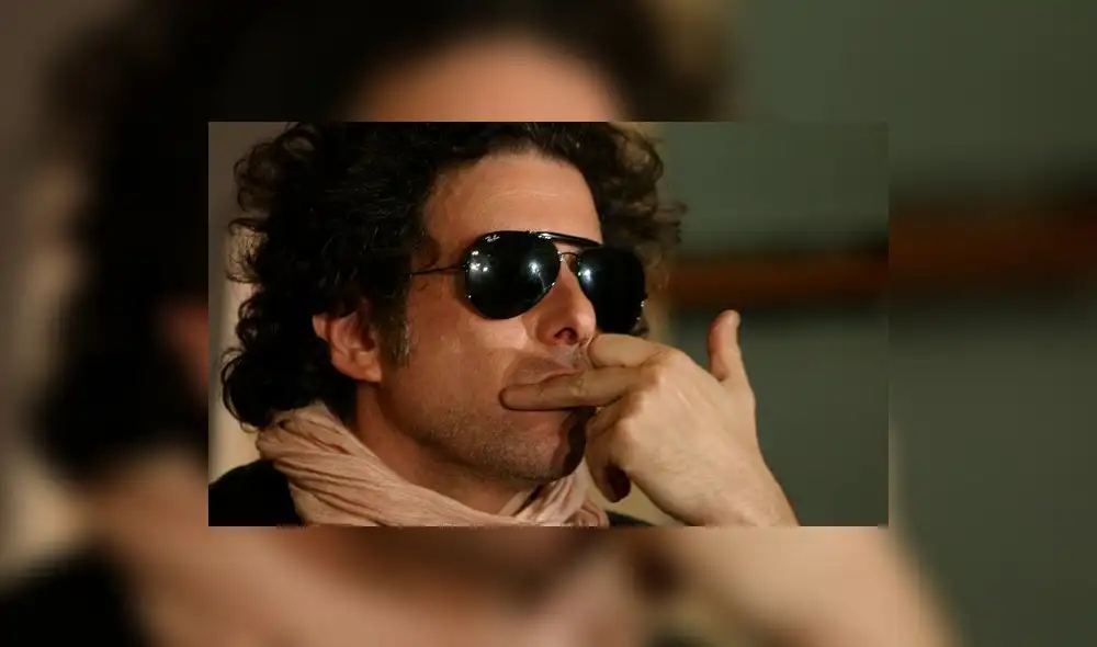 Andrés Calamaro niega haber fumado marihuana en concierto: “Nadie consumió más que un ‘puchito'" Andrés Calamaro niega haber fumado marihuana en concierto: “Nadie consumió más que un ‘puchito'"