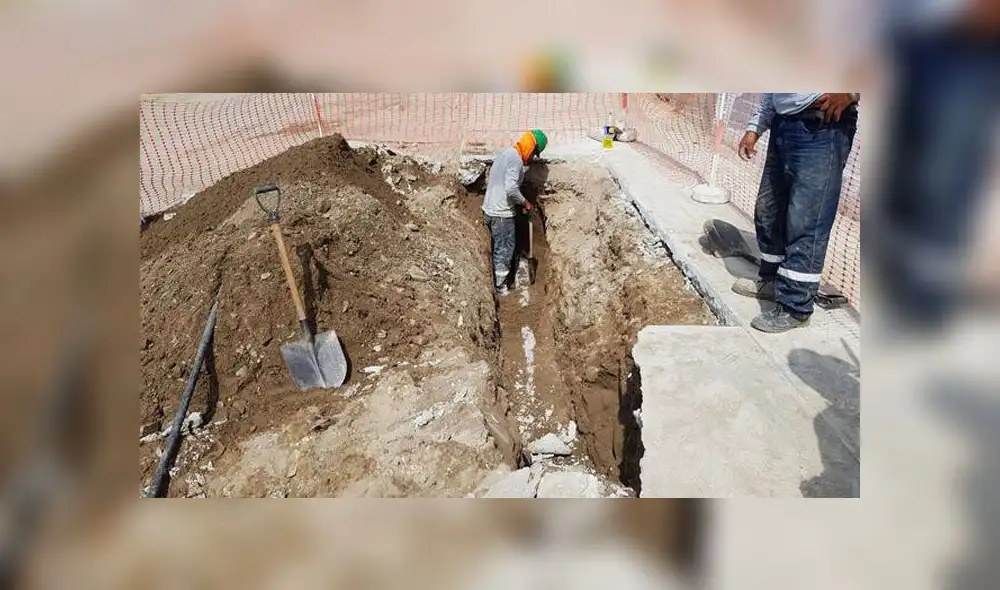 Chorrillos: Tubería se rompe y causa aniego en asentamiento humano en plena cuarentena