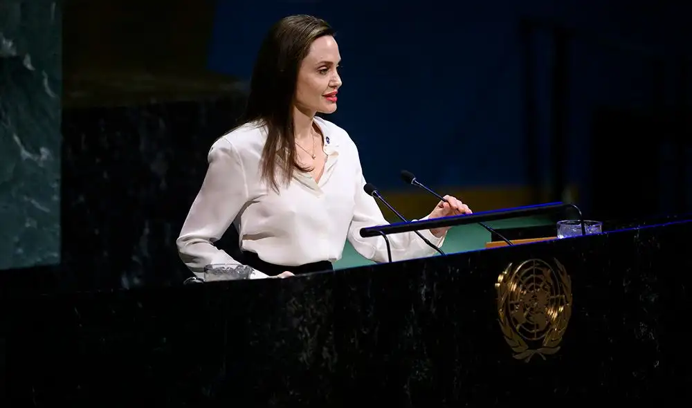 Angelina Jolie: “En otros tiempos habría sido quemada en la hoguera por mi forma de ser” Angelina Jolie: “En otros tiempos habría sido quemada en la hoguera por mi forma de ser”