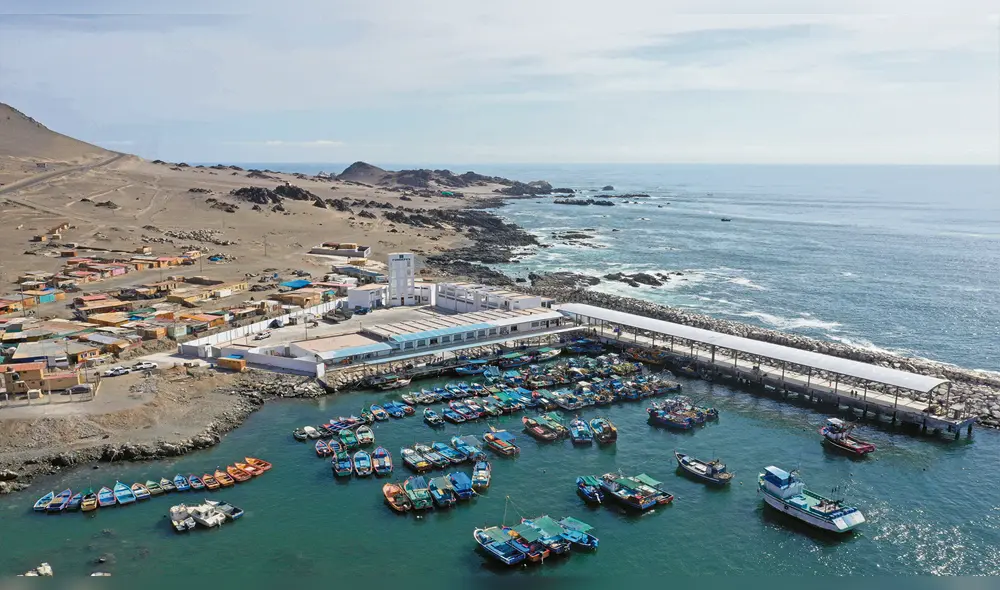 Desembarcadero. Antamina mejorará DPA de Huarmey. Desembarcadero. Antamina mejorará DPA de Huarmey.
