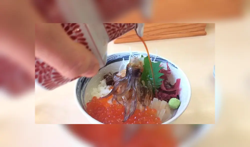 Desliza para ver el video viral publicado en YouTube. Foto: Captura.