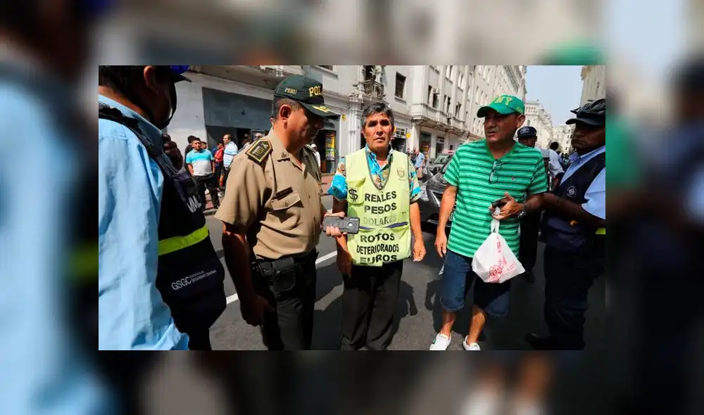 Cercado de Lima: sujetos ocasionaron balacera para realizar asalto a cambista en jirón Ocoña [FOTOS y VIDEO]