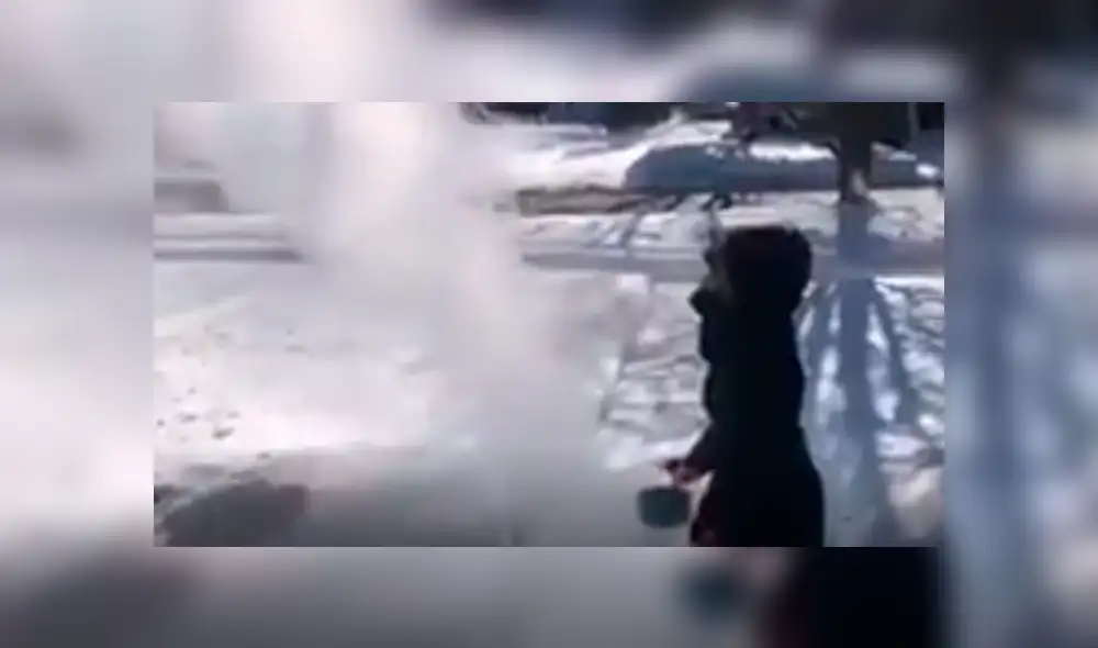 Facebook viral: chica revela el intenso frío de Chicago a través de un sencillo experimento [VIDEO]