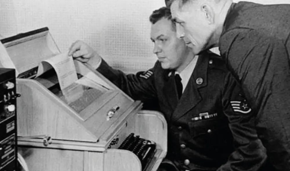 El teléfono rojo no es rojo ni es un teléfono, ya que, en un inicio se trató de una línea directa de télex entre Washington y Moscú. Foto: LaVanguardia