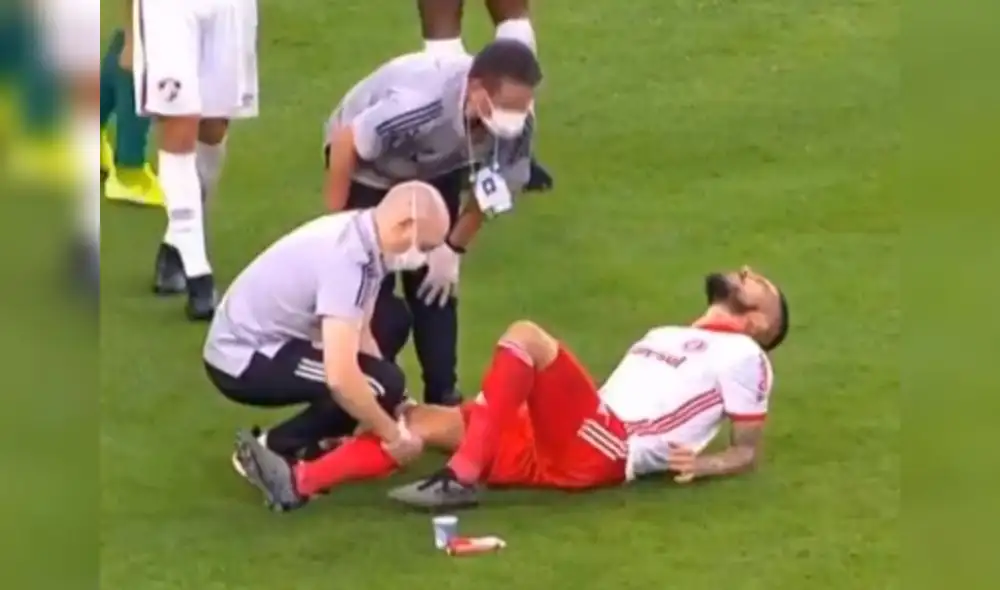 Paolo Guerrero fue operado del ligamento cruzado en Brasil. Paolo Guerrero fue operado del ligamento cruzado en Brasil.