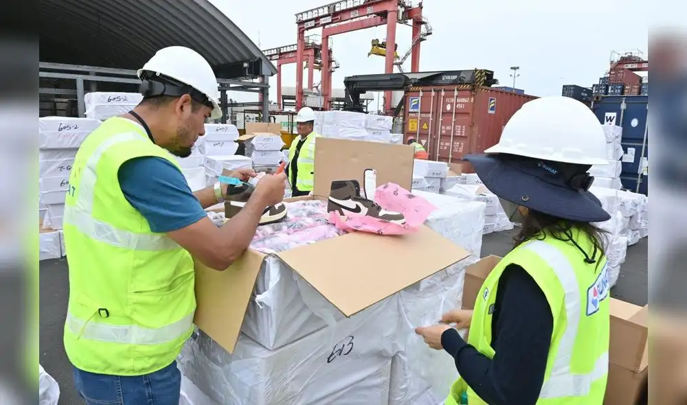 El operativo se realizó en un terminal portuario del Callao. Foto: Sunat