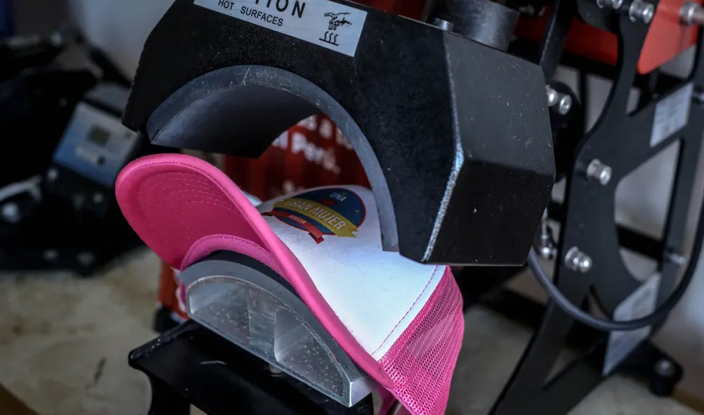 sublimación gorra polo peluche trabajo reactiva empleo desempleo reactivacion John Reyes Mejia