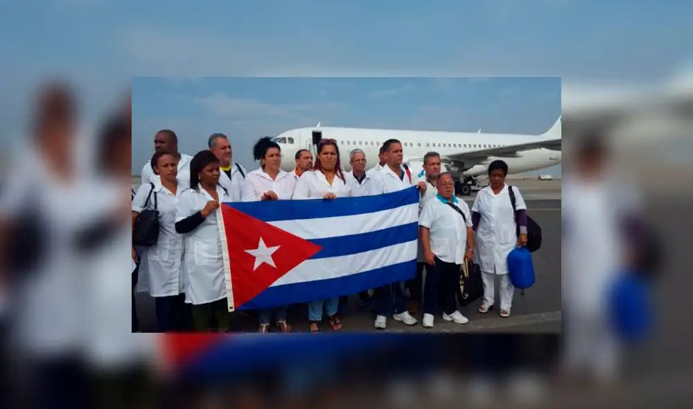 Brigada de médicos cubanos llegó al Perú para atender a damnificados Brigada de médicos cubanos llegó al Perú para atender a damnificados
