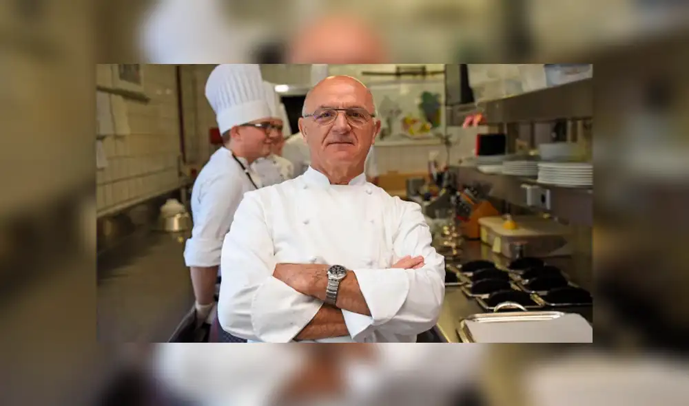 El afamado cocinero escribió “Comenzamos el viernes, pero solo con nuestro bistro. No queremos chinos”. El afamado cocinero escribió “Comenzamos el viernes, pero solo con nuestro bistro. No queremos chinos”.