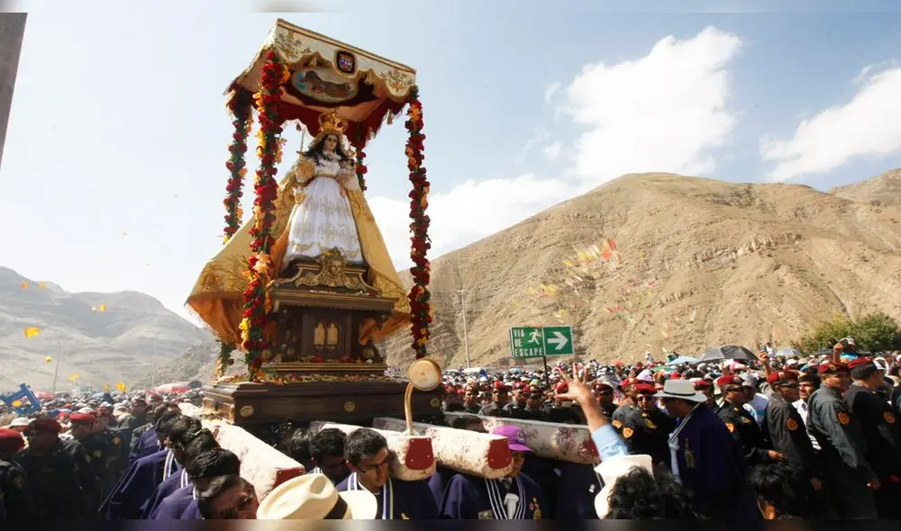 Existe la posibilidad que este domingo, la imagen de la Virgen de Chapi sobrevuele el cielo arequipeño ante el pedido de la población.