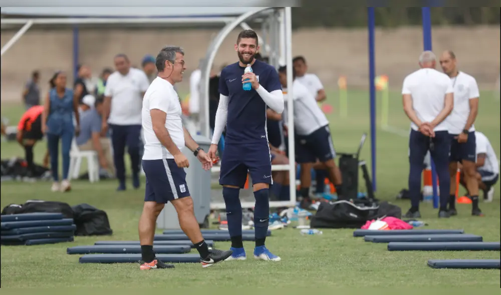 Rubert Quijada, defensa de Alianza Lima, habla de la crisis en Venezuela. Foto: Líbero Rubert Quijada, defensa de Alianza Lima, habla de la crisis en Venezuela. Foto: Líbero