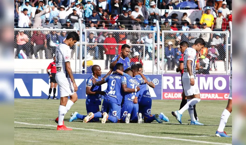 Binacional goleó 4 - 1 a Alianza Lima en Juliaca.