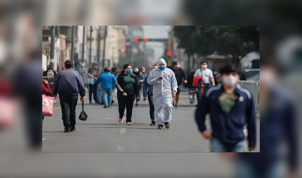 Perú también alcanzó los 10.589 fallecidos por coronavirus. Foto: EFE