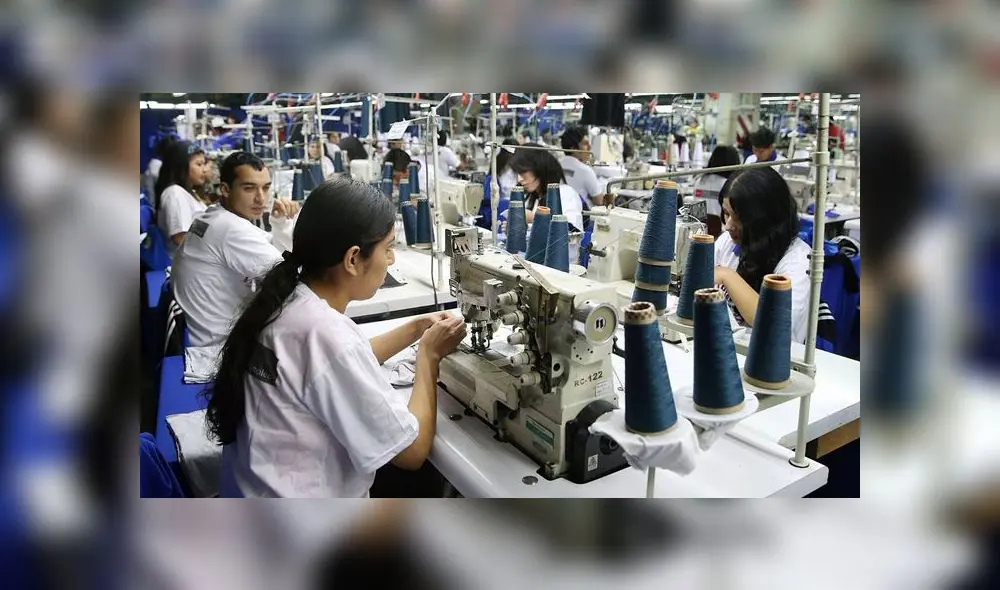 Trabajadores de la industria textil. Trabajadores de la industria textil.