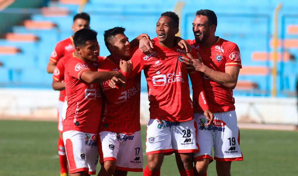 La tabla de posiciones de la Liga 2 se modificó tras una resolución de la FPF a favor del Santos FC. | Foto: GLR