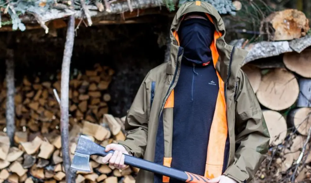 El nuevo hogar de Kalinin es una gran tienda de campaña de las que se usan para pescar en el hielo. Foto: BBC