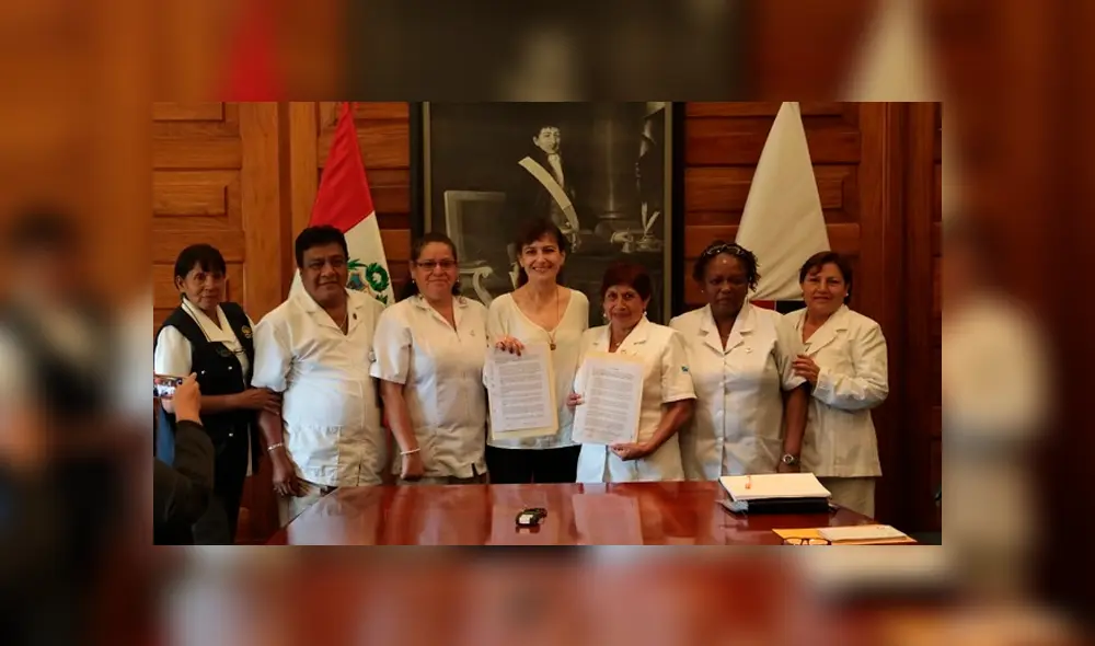 Personal Técnico y Auxiliar de Salud levantan huelga tras acuerdo con ministra Pessah Personal Técnico y Auxiliar de Salud levantan huelga tras acuerdo con ministra Pessah
