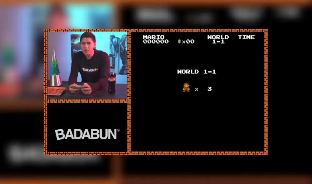 Tavo Betancourt de Badabun muestra su mando de NES en cámara, indicando que estaría jugando en una consola original.