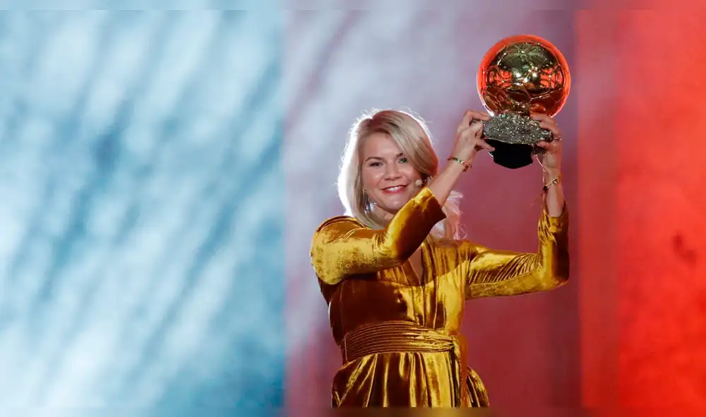 Ella ganó el primer Balón de Oro femenino pero le preguntaron si “sabe hacer twerking” [VIDEO] 