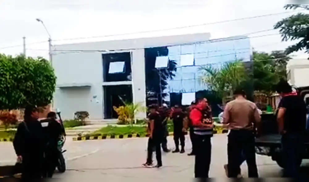 Sujetos dejaron explosivos en ambientes de Municipalidad de Colán