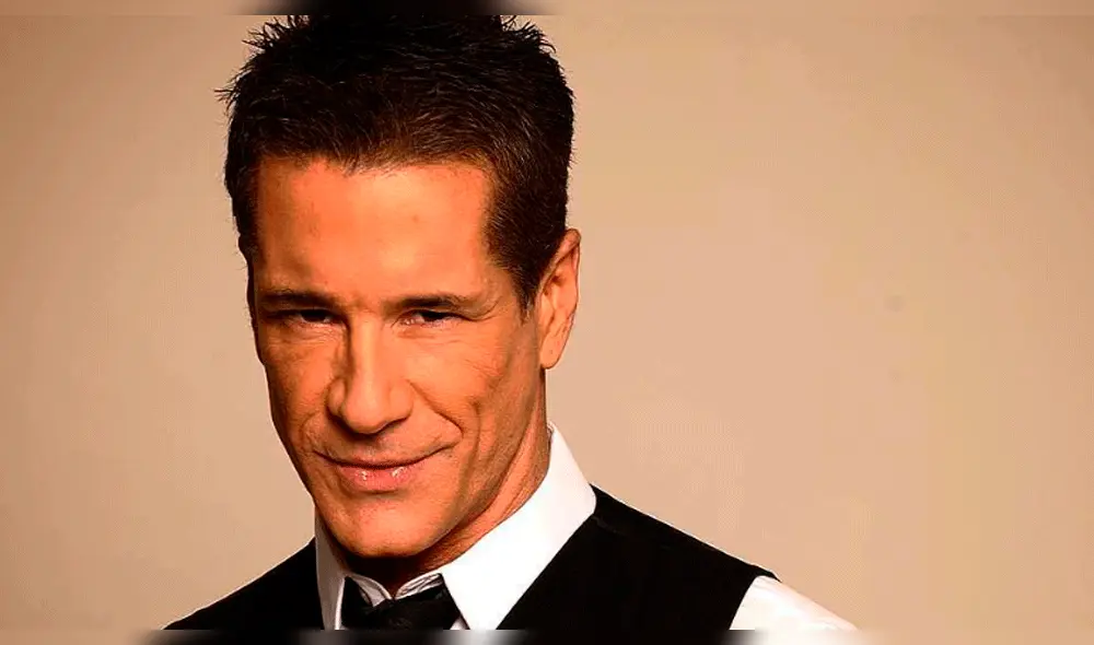 Fernando Carrillo sorprende a fans tras exponer secreto sexual en México [VIDEO]