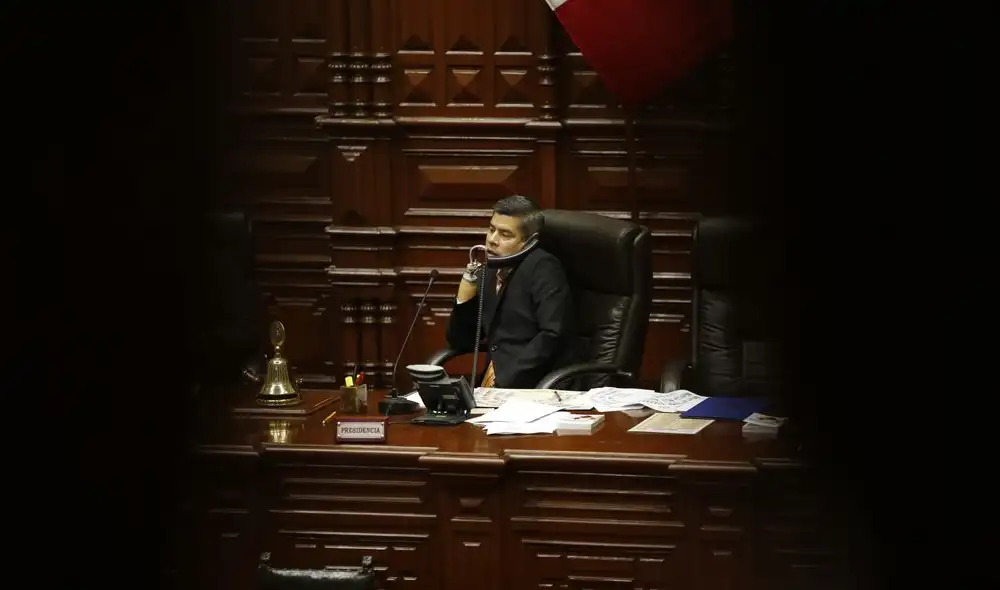 Galarreta triplicó número del personal para la Mesa Directiva del Congreso  