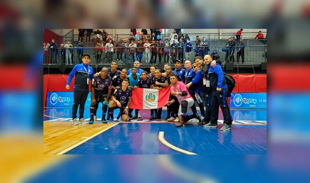 El equipo peruano celebra un triunfo histórico frente a San Lorenzo en el torneo continental. Créditos: Conmebol El equipo peruano celebra un triunfo histórico frente a San Lorenzo en el torneo continental. Créditos: Conmebol