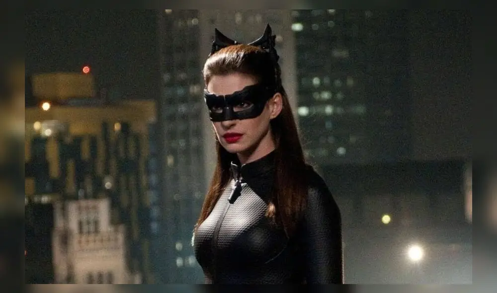 Anne Hathaway fue Catwoman.