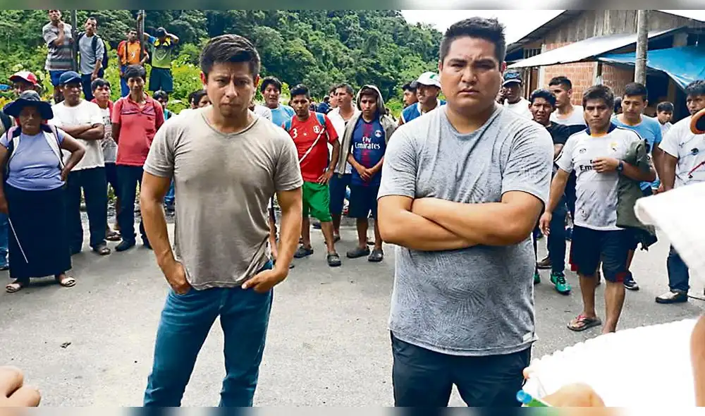 Cocaleros detienen a dos policías de Inteligencia en Puno