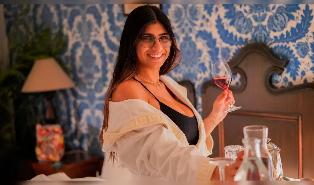 Mia Khalifa: Así celebra su cumpleaños número 26 [VIDEO]