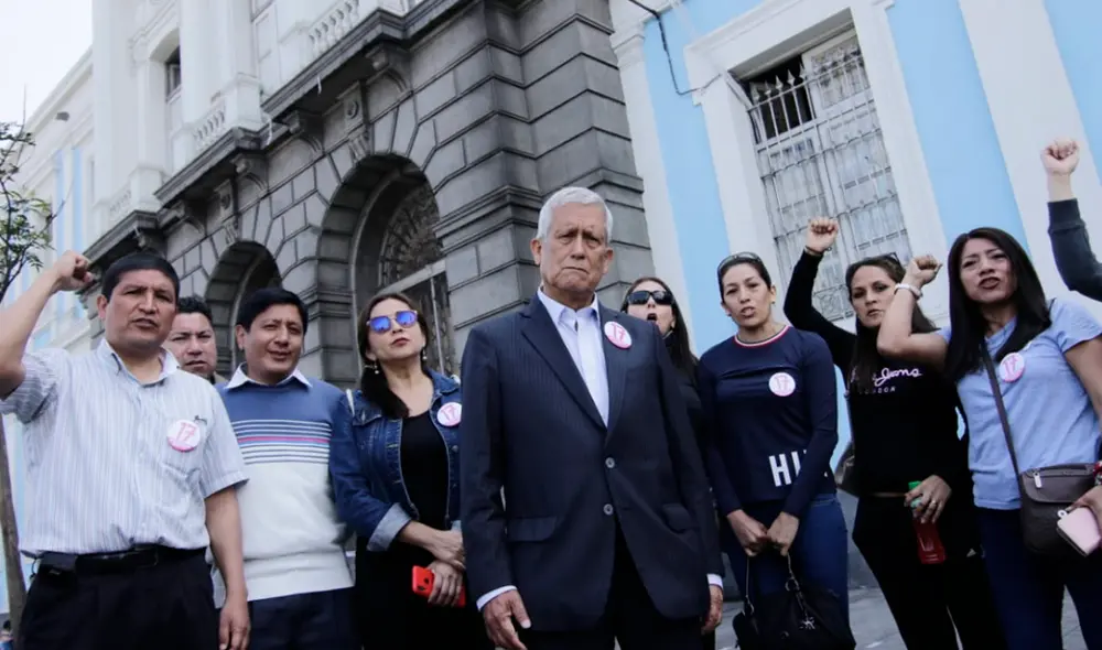 César Castañeda pide que se anuncie segunda vuelta de las elecciones del CAL 2019. Foto: John Reyes.