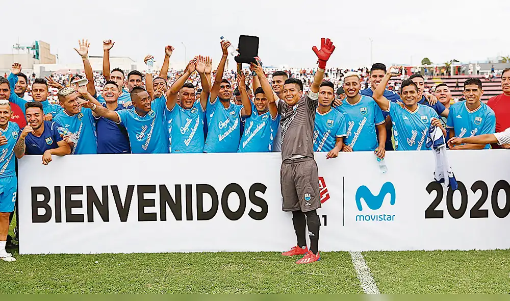 Festejo merecido. Deportivo Llacuabamba se alistó desde la etapa distrital para llegar lejos y en sus planes nunca estuvo quedarse en el camino. Ayer logró su ansiado ascenso a Primera.