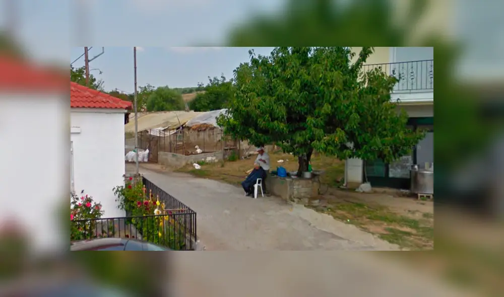 Google Maps: visita casa en la que vivió de niño y encuentra a su abuelo fallecido meses atrás Google Maps: visita casa en la que vivió de niño y encuentra a su abuelo fallecido meses atrás