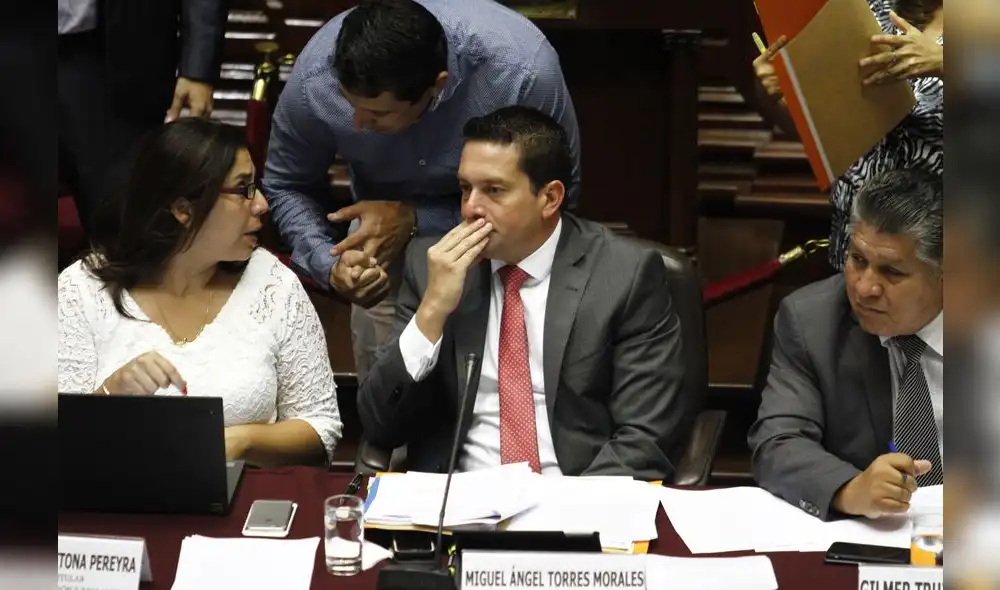 Revisión de los 112 decretos legislativos se prolongará hasta mediados de febrero