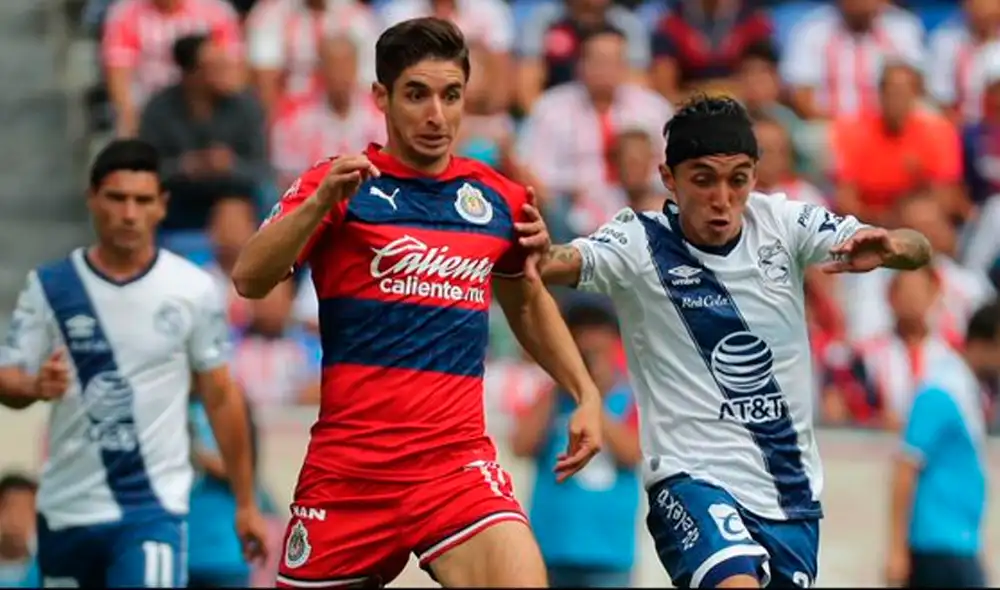 Sigue aquí EN VIVO ONLINE el partido Chivas de Guadalajara vs. Puebla por la fecha 3 del Torneo Guardianes 2020. | Foto: @Chivas