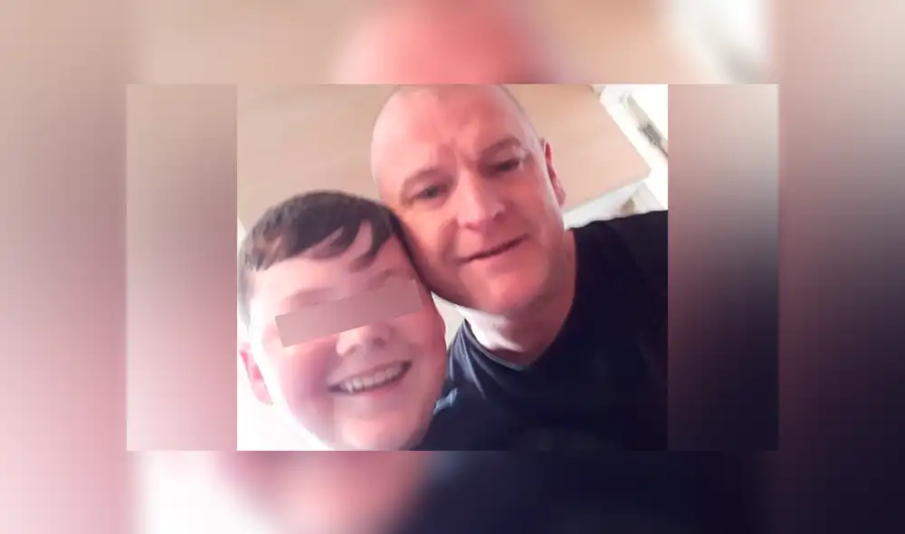 A principios de este año, Rhys perdió el habla y la movilidad de la mitad de su cuerpo. (Captura: The Mirror)