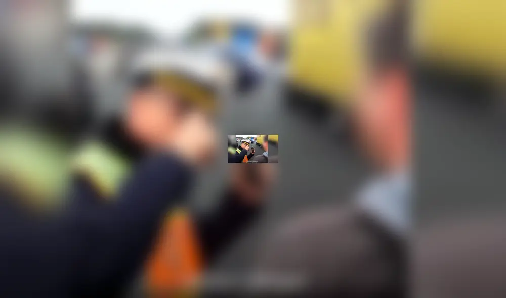 Facebook viral: Policía da incomparable discurso a chofer que tomaba fotos de trágico accidente