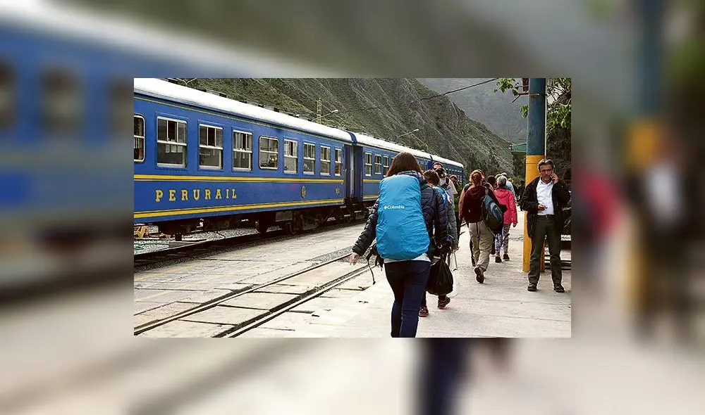 TREN. Servicio de pasajeros Ollantaytambo-Machupicchu.