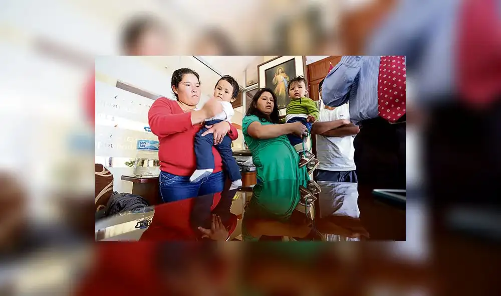 Madres de bebés cambiados en hospital de Arequipa y GRA no llegan a acuerdo Madres de bebés cambiados en hospital de Arequipa y GRA no llegan a acuerdo