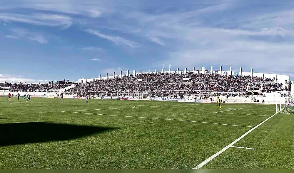 fortín. Estadio Guillermo Briceño Rosamedina de Juliaca fue uno de los pilares de Deportivo Binacional para obtener el título. fortín. Estadio Guillermo Briceño Rosamedina de Juliaca fue uno de los pilares de Deportivo Binacional para obtener el título.