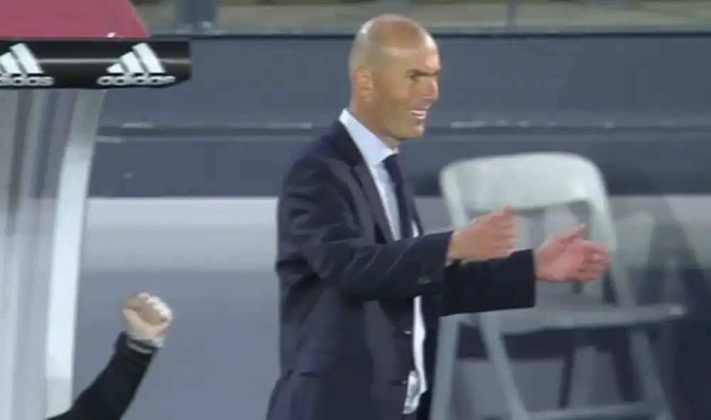 Zinedine Zidane no pudo ocultar su asombro por el golazo de Karim Benzema. Foto: Captura de TV/ESPN. Zinedine Zidane no pudo ocultar su asombro por el golazo de Karim Benzema. Foto: Captura de TV/ESPN.