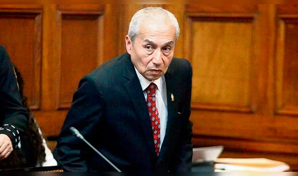 Pedro Chávarry plagió 292 de los 356 párrafos de su tesis