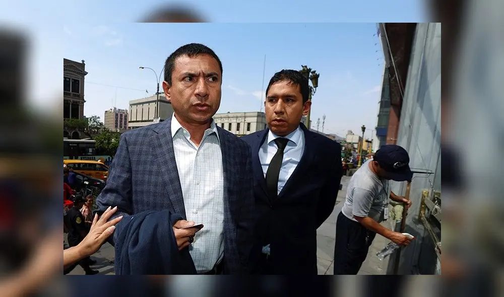 Ex gerente general de  ENAPU se entrega a la justicia