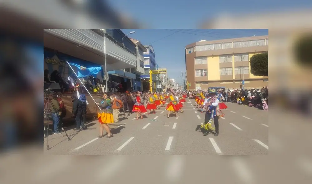 Desde tempranas, cientos de estudiantes participaron de la Gran Tokoreada "Amanecer Calcetero. Desde tempranas, cientos de estudiantes participaron de la Gran Tokoreada "Amanecer Calcetero.