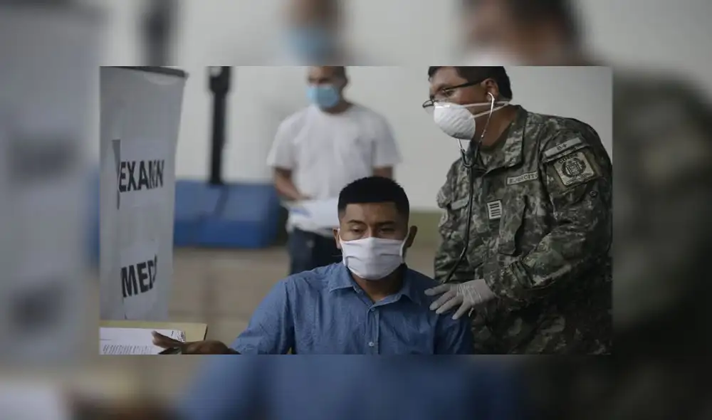 Reservistas llegan a la Escuela Militar de Chorrillos para unirse a filas del Ejército Reservistas llegan a la Escuela Militar de Chorrillos para unirse a filas del Ejército