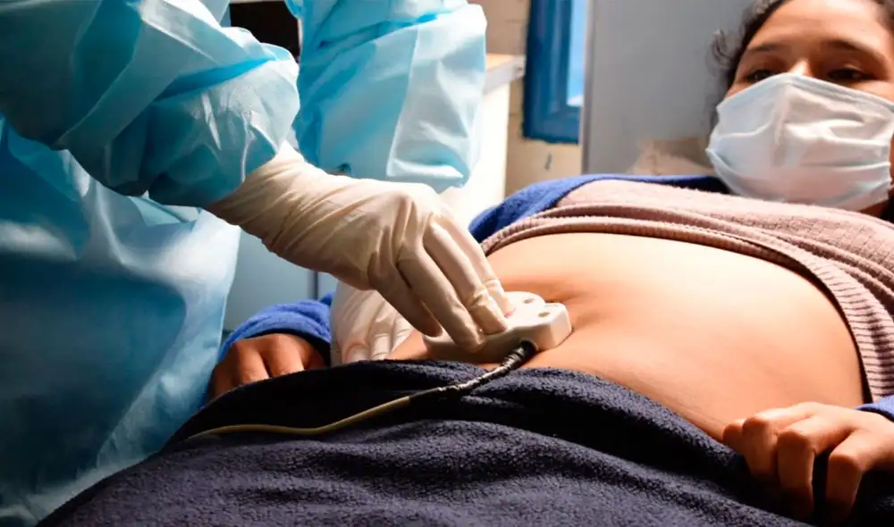 Los médicos piden a la ciudadanía respetar los protocolos para la atención. Foto: Andina Los médicos piden a la ciudadanía respetar los protocolos para la atención. Foto: Andina